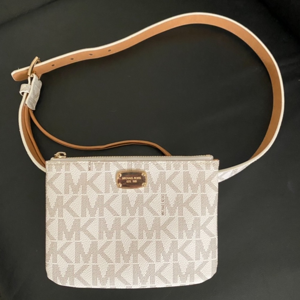 Michael Kors waist bag - Picture 1 of 2
